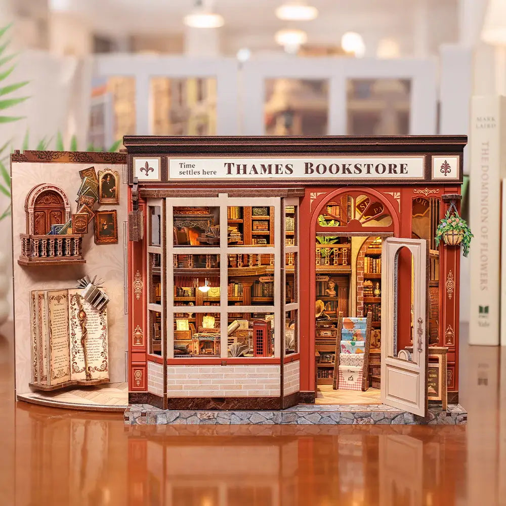Thames Bookstore