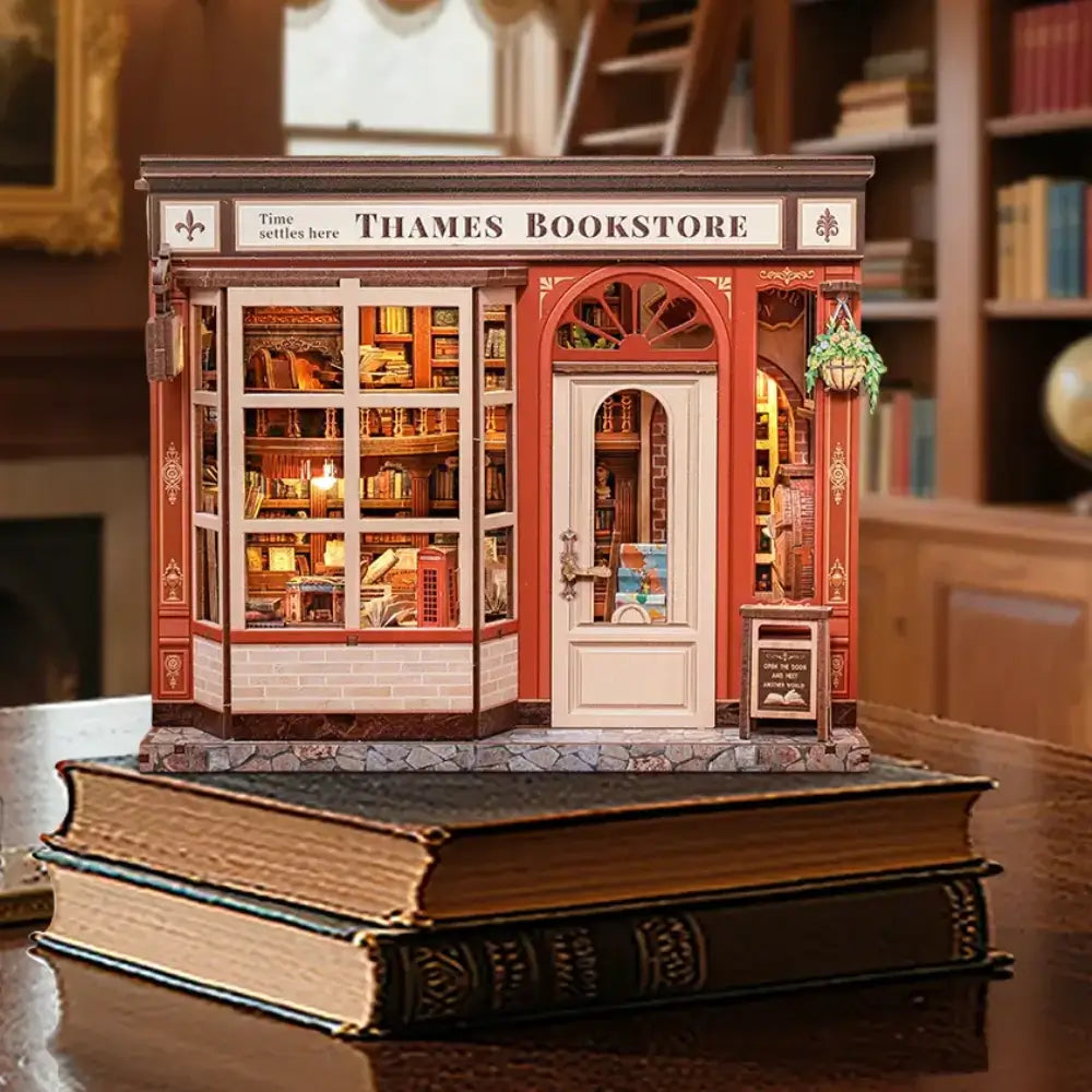 Thames Bookstore